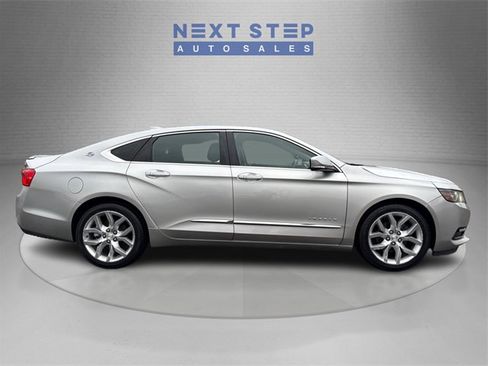Used 2015 Chevrolet Impala LTZ image 9