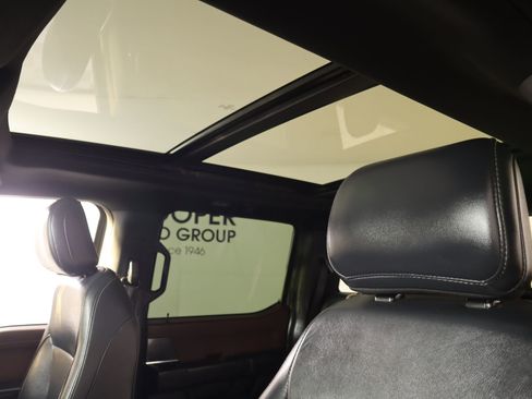 Used 2021 Ford F150 Lariat image 17