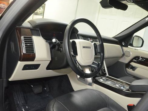 Used 2018 Land Rover Range Rover Supercharged AWD/4WD image 15