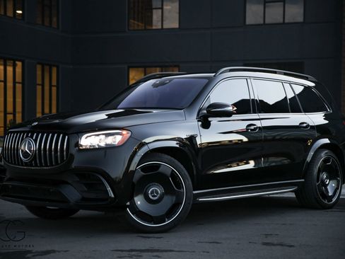 Used 2023 Mercedes-Benz GLS 63 AMG GLS 63 Sport Utility 4D image 4