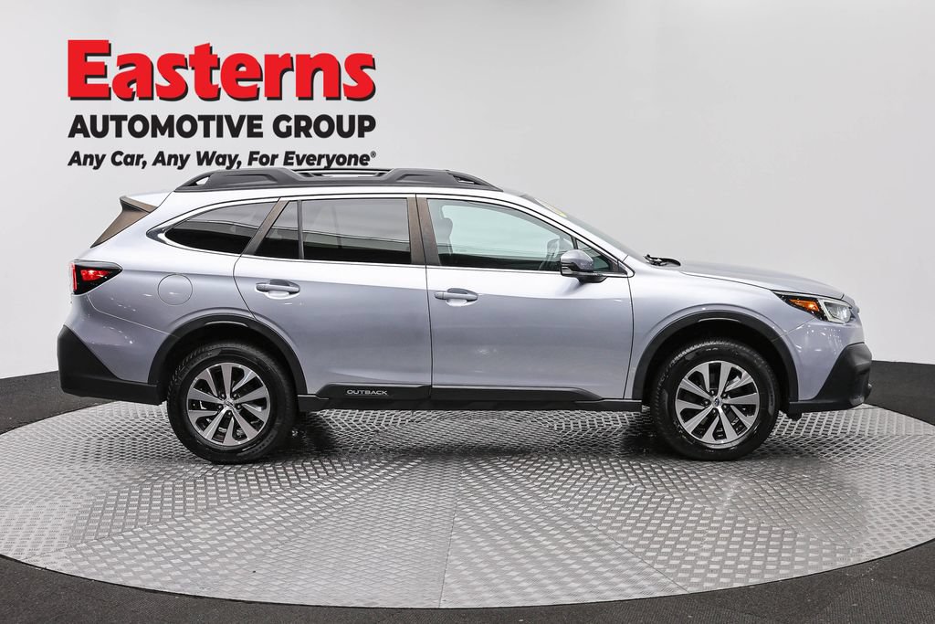 Used 2022 Subaru Outback Premium AWD/4WD image 5
