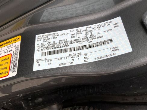 Certified 2024 Ford Ranger XLT w/ Equipment Group 301A High image 32