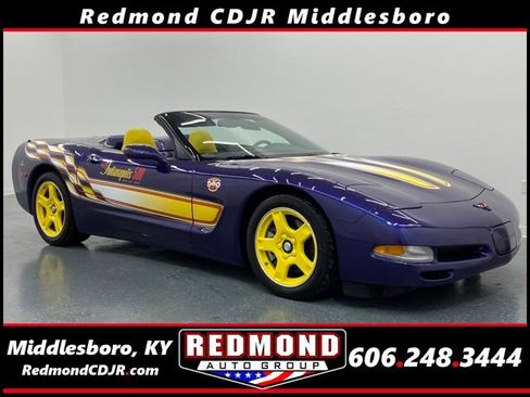 Used 1998 Chevrolet Corvette Convertible w/ Memory Pkg RWD image 1