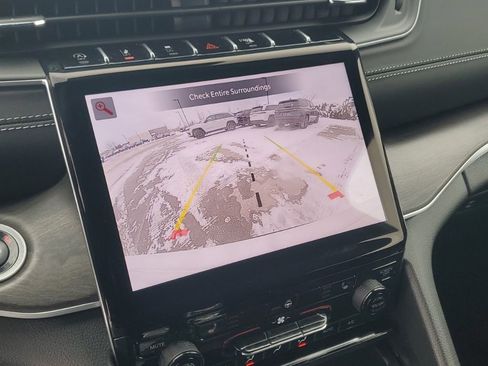 New 2025 Jeep Grand Cherokee L Limited AWD/4WD image 21