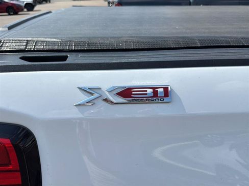 Used 2021 GMC Sierra 1500 SLT w/ SLT Premium Plus Package AWD/4WD image 8