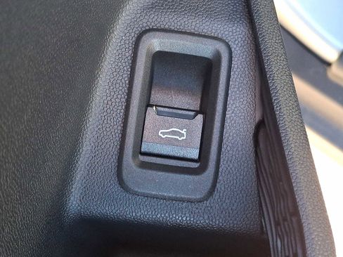 Certified 2025 MINI Cooper S image 24