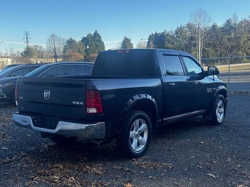 Used 2016 RAM 1500 Classic SLT w/ SLT Plus D￩cor Group image 6
