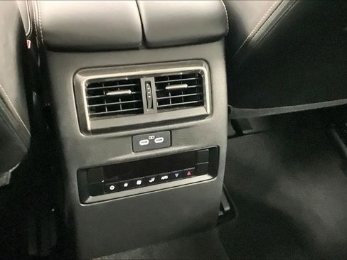 Used 2025 MAZDA CX-70 3.3 Turbo w/ Preferred Package image 31