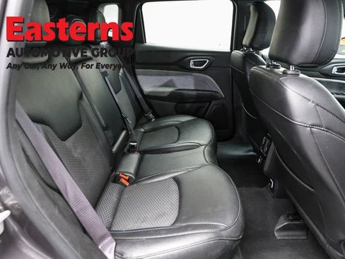 Used 2024 Jeep Compass Latitude AWD/4WD image 22