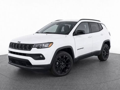 Used 2025 Jeep Compass Latitude w/ Convenience Group AWD/4WD image 8