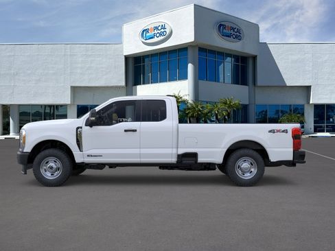 New 2026 Ford F350 XL w/ 360-Degree Camera Package AWD/4WD image 3