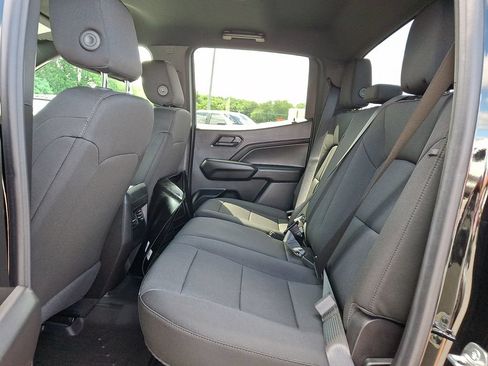 Used 2024 Chevrolet Colorado Trail Boss AWD/4WD image 10