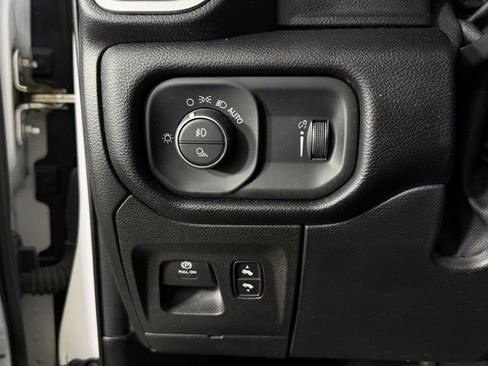 Used 2021 RAM 1500 Big Horn AWD/4WD image 14