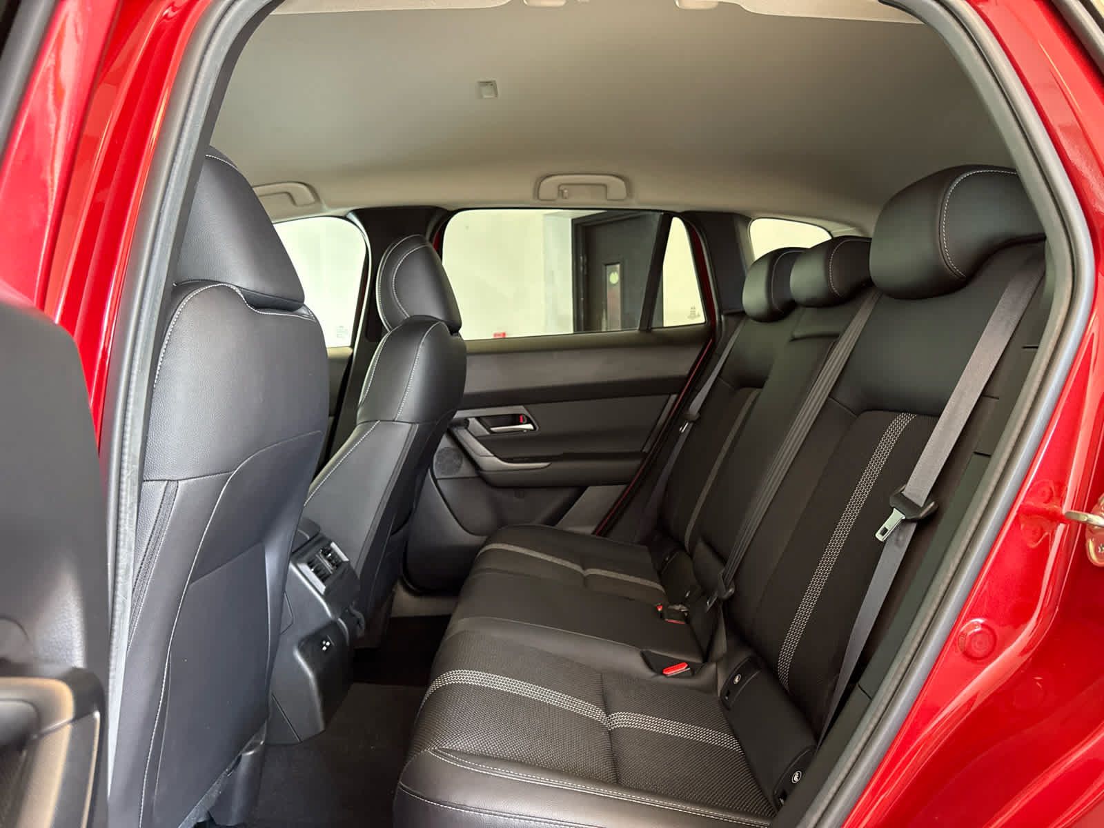 Used 2024 MAZDA CX-50 AWD 2.5 S w/ Weather Package image 15