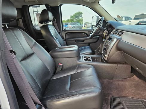 Used 2013 Chevrolet Silverado 2500 LTZ w/ LTZ Plus Package AWD/4WD image 27