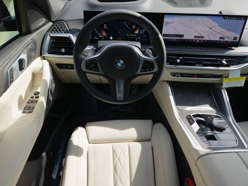 New 2026 BMW X6 xDrive40i w/ Climate Comfort Package image 18