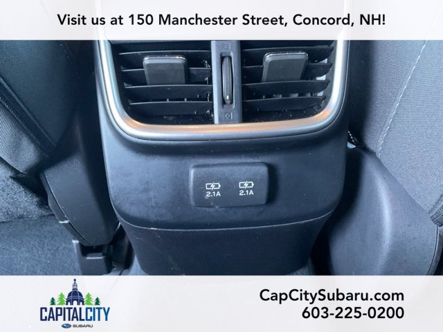 Used 2022 Subaru Outback Premium AWD/4WD image 17