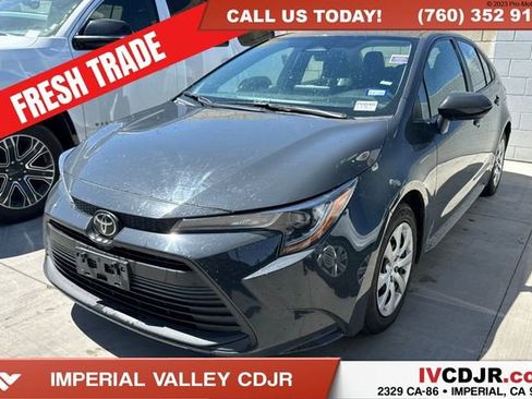 Used 2024 Toyota Corolla LE FWD image 1