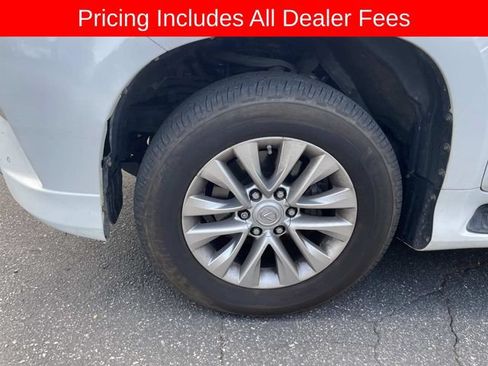 Used 2018 Lexus GX 460 Premium w/ Premium Package AWD/4WD image 2