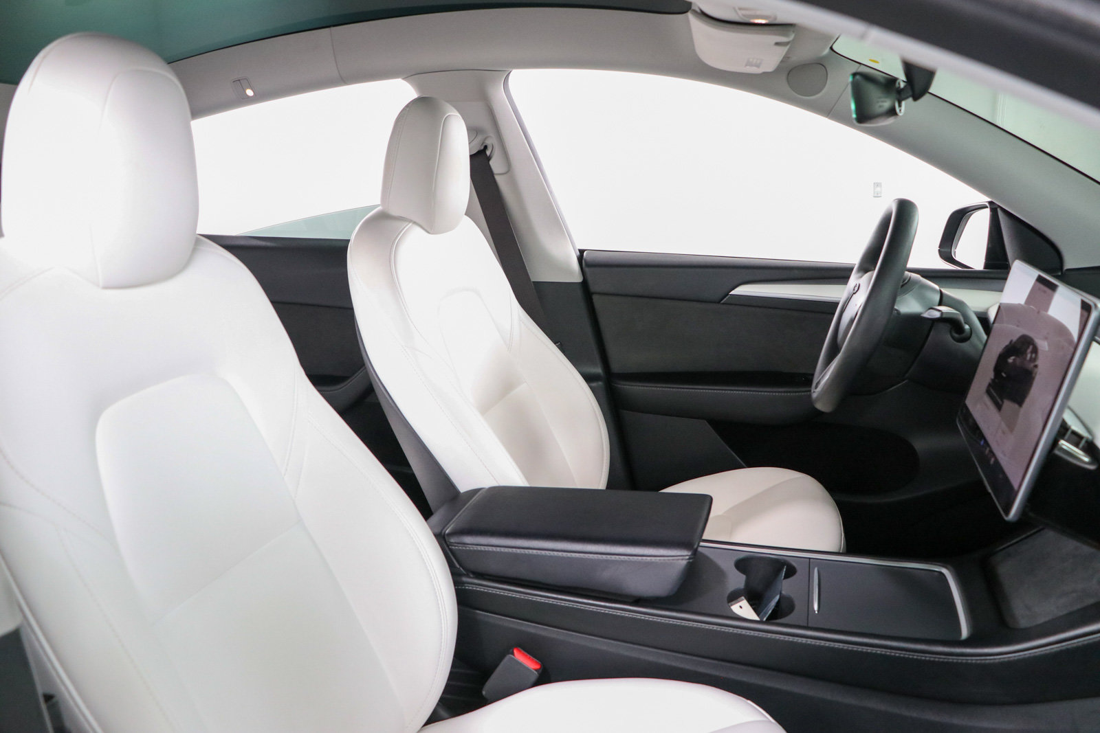Used 2023 Tesla Model Y Long Range AWD/4WD image 24