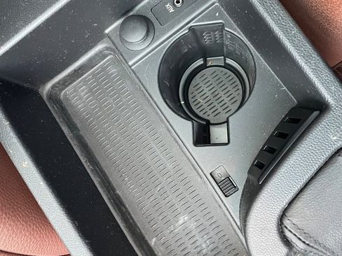 Used 2006 BMW 325i Sedan image 44