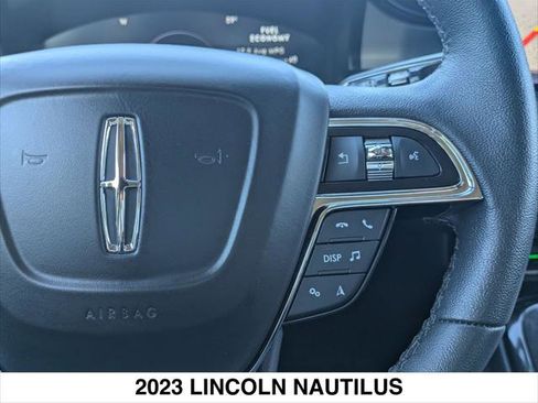 Used 2023 Lincoln Nautilus AWD w/ Premium Package image 15