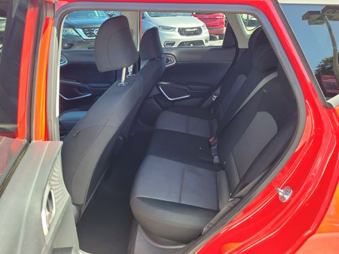 Used 2022 Kia Soul LX w/ Technology Package FWD image 14