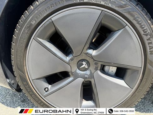 Used 2023 Tesla Model 3 Long Range AWD/4WD image 29
