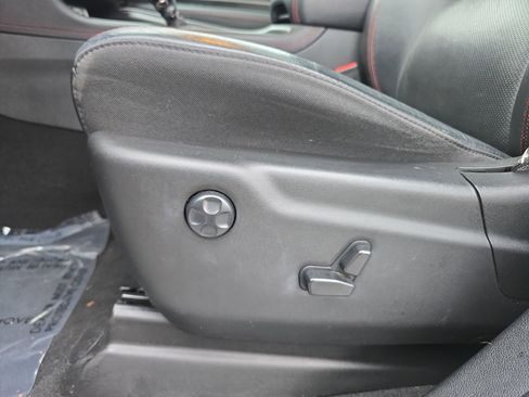 Used 2023 Dodge Durango GT image 30