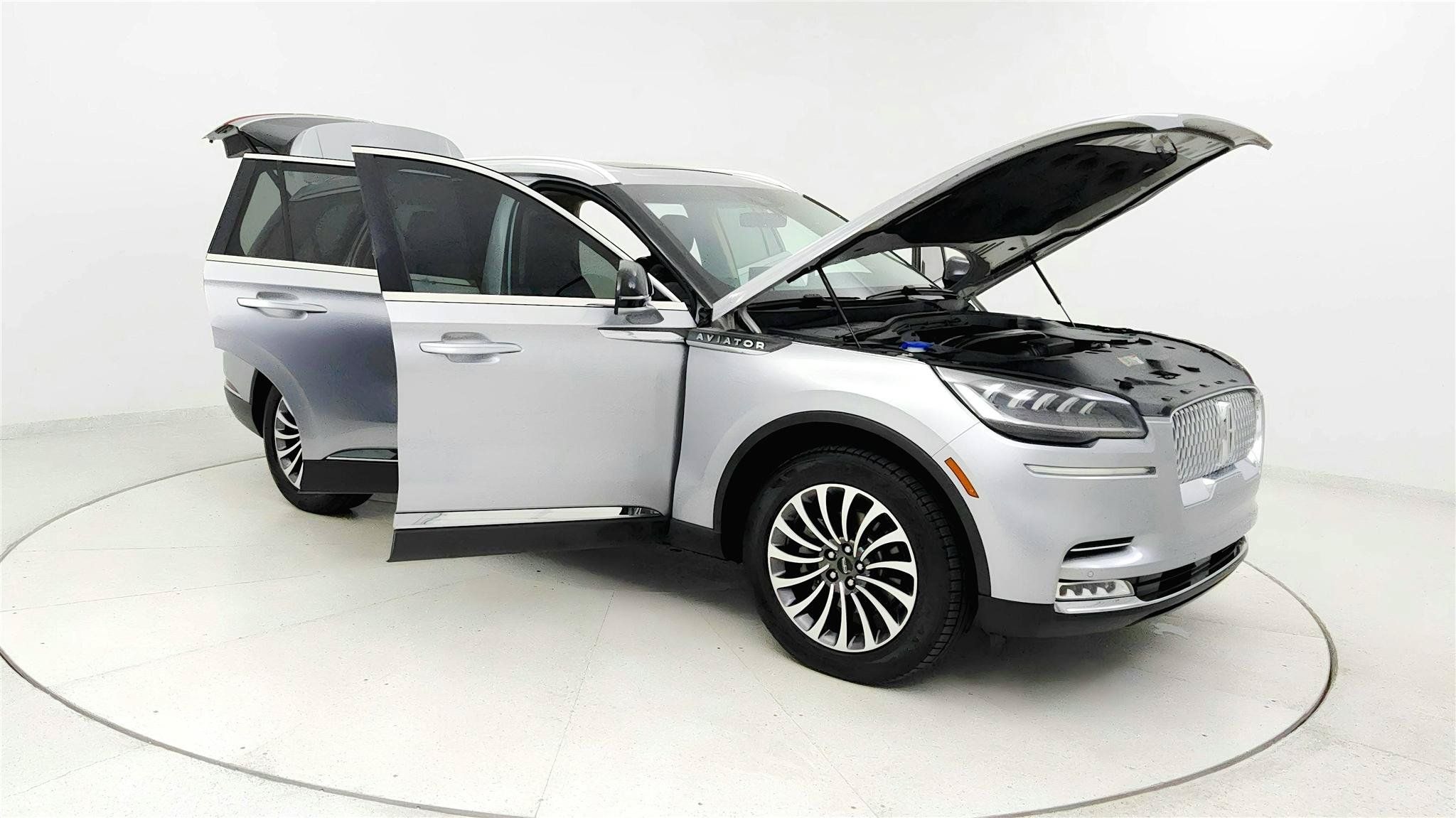 Used 2020 Lincoln Aviator Reserve w/ Elements Package Plus AWD/4WD image 12