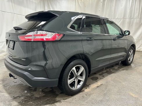 Used 2024 Ford Edge SEL w/ Convenience Package image 8
