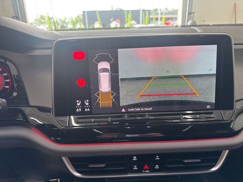 New 2026 Volkswagen Atlas Peak Edition AWD/4WD image 22