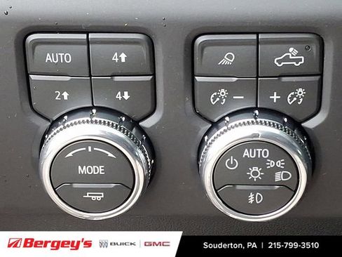 New 2026 GMC Sierra 1500 AT4 w/ AT4 Premium Package AWD/4WD image 21