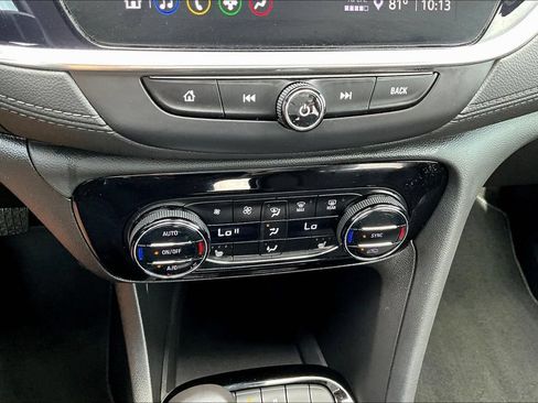 Used 2022 Buick Encore GX Select w/ Sport Touring Package FWD image 16