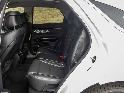 New 2026 Genesis GV70 2.5T image 9