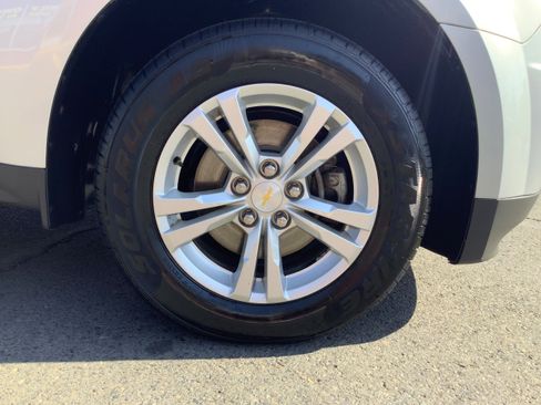 Used 2015 Chevrolet Equinox LS image 21