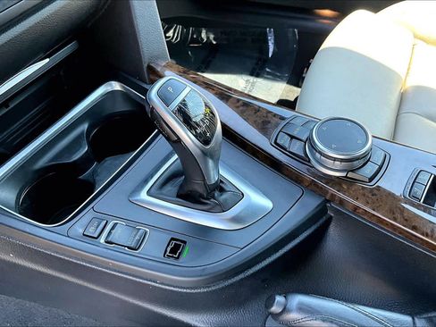 Used 2015 BMW 435i xDrive Convertible AWD/4WD image 16