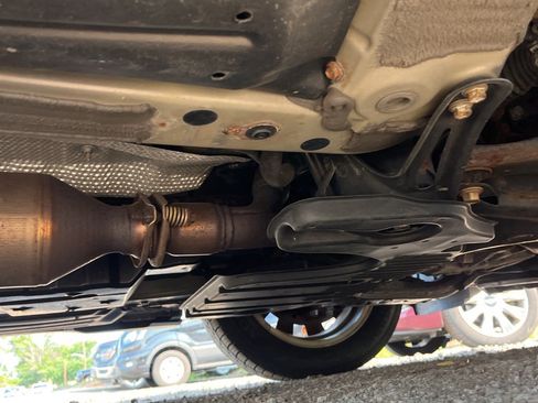 Used 2019 Toyota Sienna LE AWD/4WD image 2