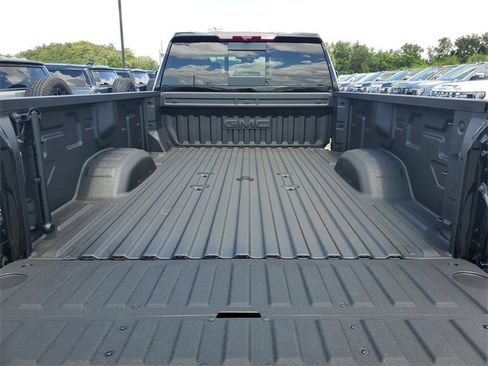 New 2025 GMC Sierra 3500 Denali w/ Technology Package image 5