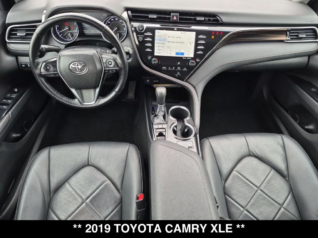 Used 2019 Toyota Camry XLE w/ Navigation Package FWD image 29