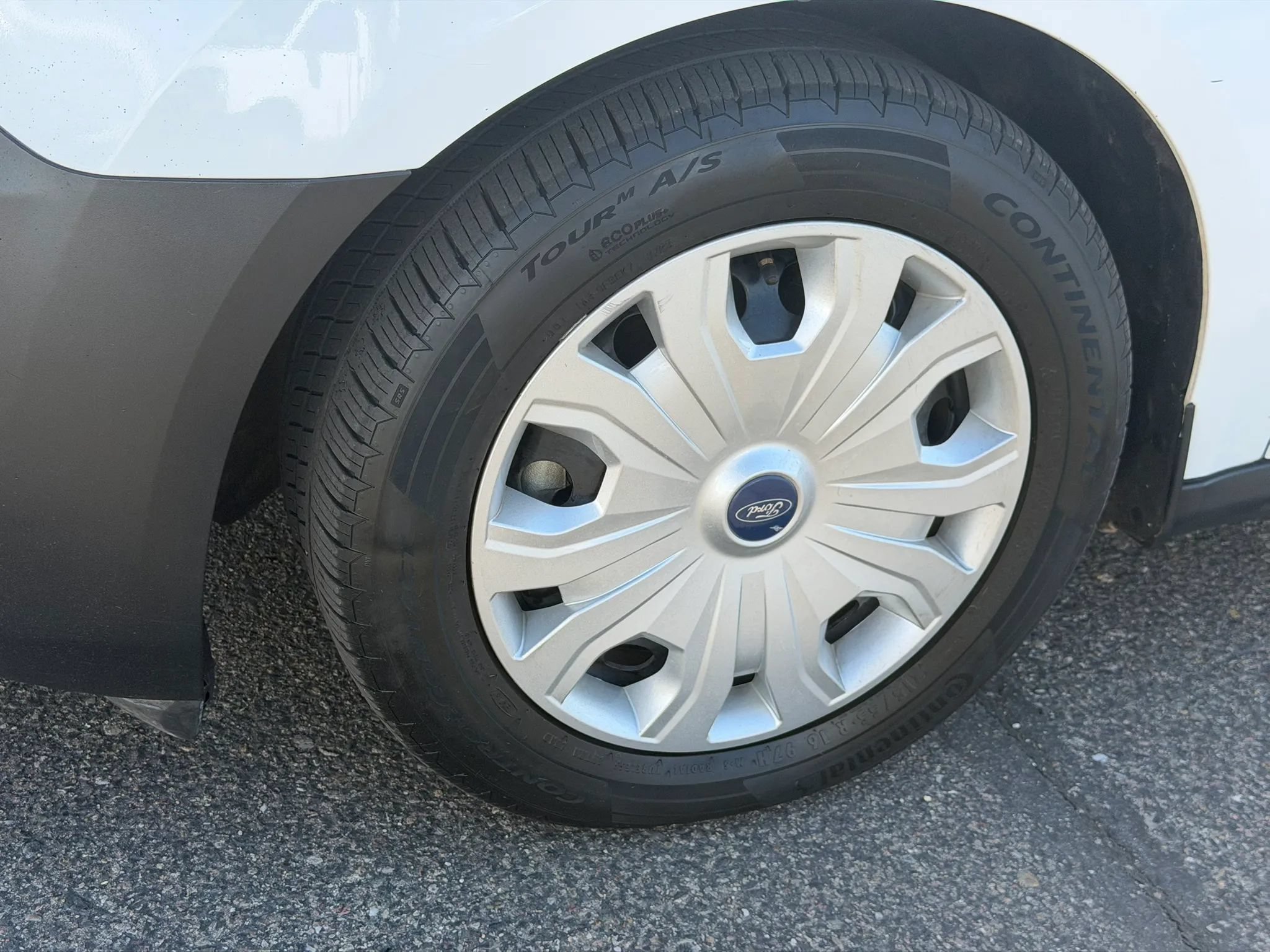 Used 2021 Ford Transit Connect XL FWD image 14