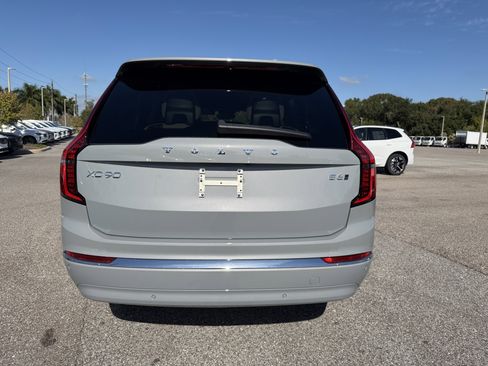 New 2026 Volvo XC90 B6 Plus w/ Protection Package image 4