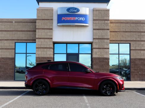 New 2025 Ford Mustang Mach-E GT image 5