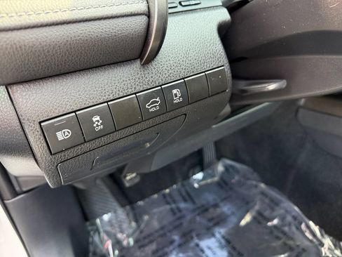 Used 2022 Toyota Camry SE FWD image 27