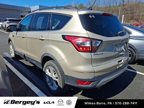 Used 2018 Ford Escape SEL w/ Ford Safe & Smart Package AWD/4WD image 8