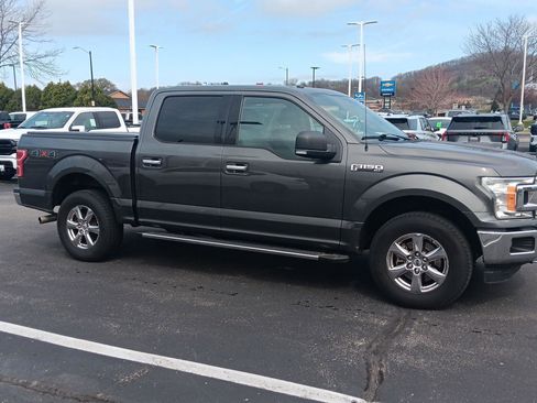 Used 2018 Ford F150 XLT w/ Equipment Group 302A Luxury image 2