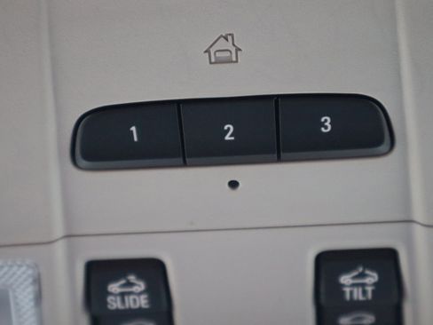 Used 2021 Buick Enclave Avenir FWD image 32