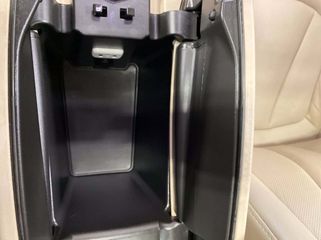 Used 2018 Buick Envision Essence AWD/4WD image 48