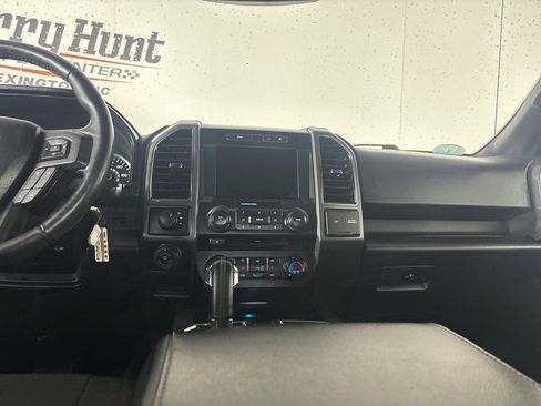 Used 2018 Ford F150 XLT w/ Equipment Group 302A Luxury image 22