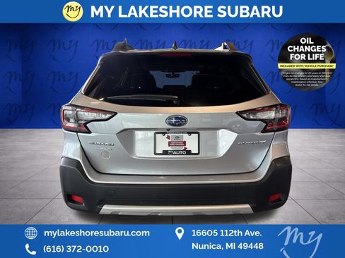 Certified 2025 Subaru Outback Limited AWD/4WD image 9